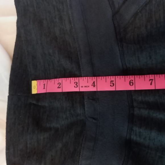 Athleta Capri's sweatpants - Picture 8 of 10